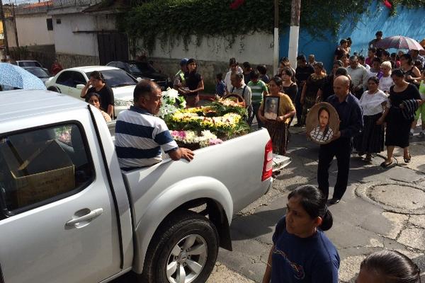 El cuerpo de Matild Col Choc fue traslada hacia el Cementerio General de Cobán.