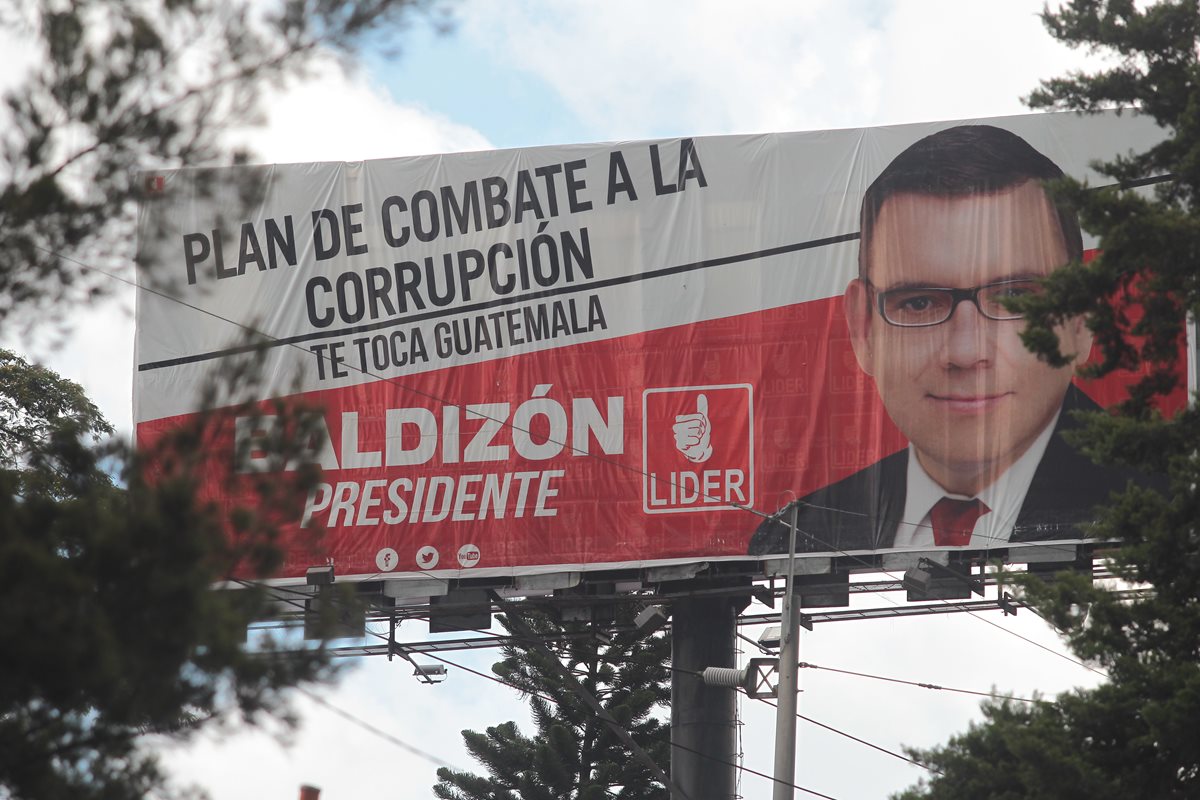 Propaganda electoral de Manuel Baldizón, presidenciable de Líder. (Foto Prensa Libre: Hemeroteca PL)