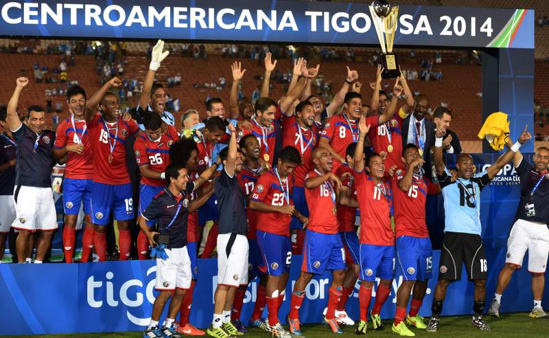 Costa Rica se coronó campeón de la Copa Uncaf que se disputó en Estados Unidos en 2014. (Foto Prensa Libre: Hemeroteca)