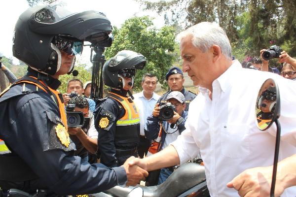 Las autoridades inauguraron ayer la primera sede regional de Tránsito, en Los Aposentos, Chimaltenango, cuyo personal hará patrullajes en la ruta a occidente desde la capital.