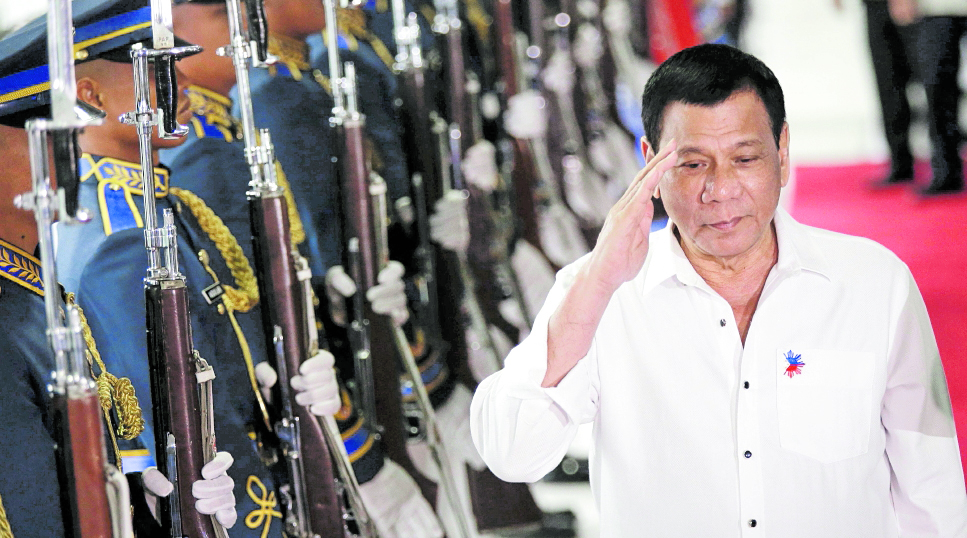 Rodrigo Duterte siempre levanta polémicas con sus discursos. (Foto Prensa Libre: EFE)