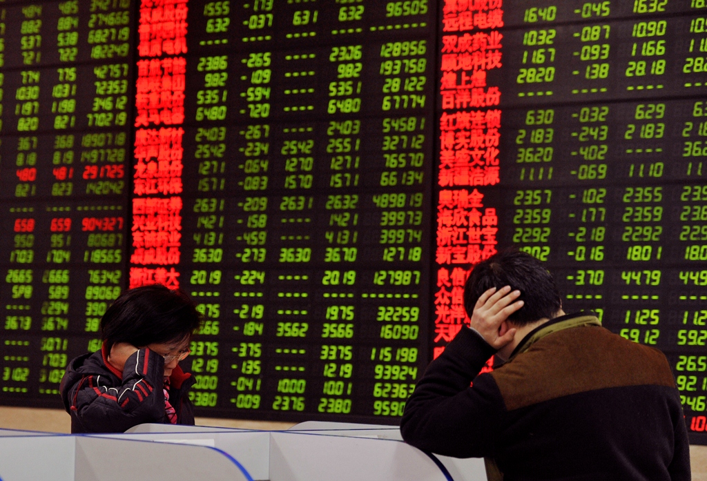 La caída de las bolsas en China pone en alerta a las economías del mundo. (Foto Prensa Libre: AFP)
