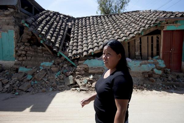 Daños registrados por terremoto en San Cristobal Cucho. (Foto Prensa Libre: Archivo)