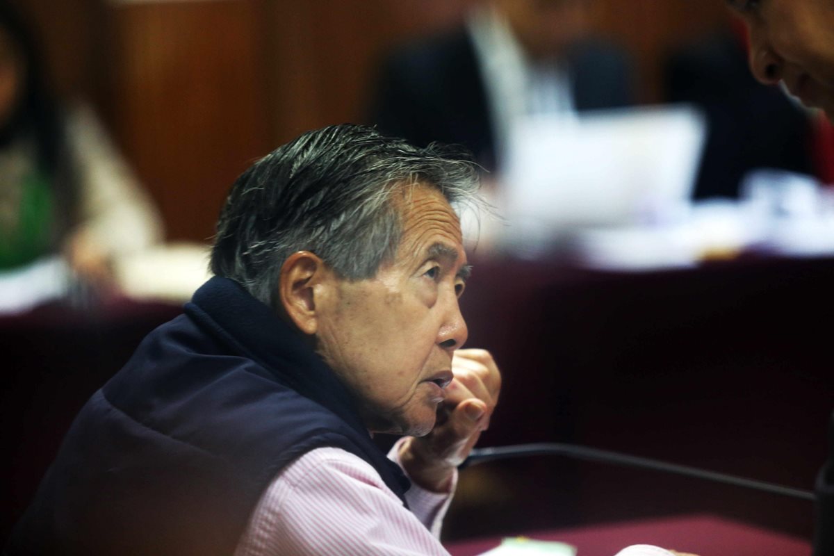 Perú admitió el lunes a trámite la solicitud de indulto humanitario presentada el viernes último por el expresidente Alberto Fujimori. (Foto Prensa Libre: EFE).