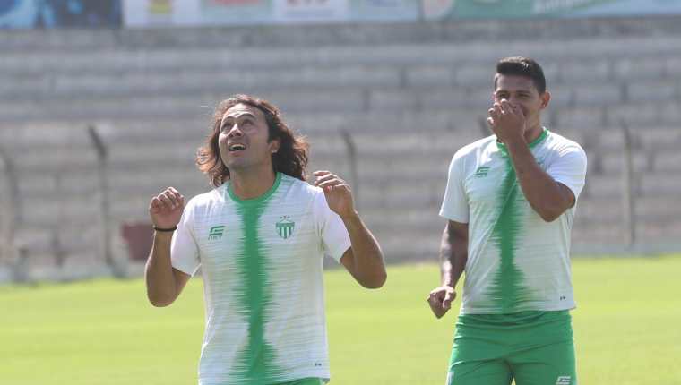 El goleador mexicano Agustín Herrera espera mantener su idilio con el gol en el trascendental duelo contra Comunicaciones, en la ronda de acceso a semifinales (Foto Prensa Libre: Edwin Fajardo)