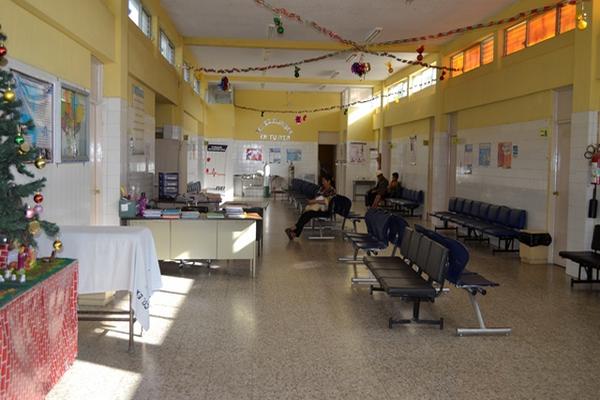 Paro en consulta externa en Hospital Nacional de Chiquimula. (Foto Prensa Libre: Edwin Paxtor).