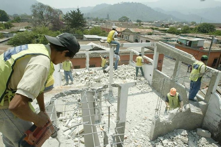 El Fomento de Hipotecas Aseguradas (FHA) a partir de este martes será presidida por Joan Mariana Estrada Vásquez en sustitución de Carlos Eduardo Tabush. (Foto Prensa Libre: Hemeroteca PL)
