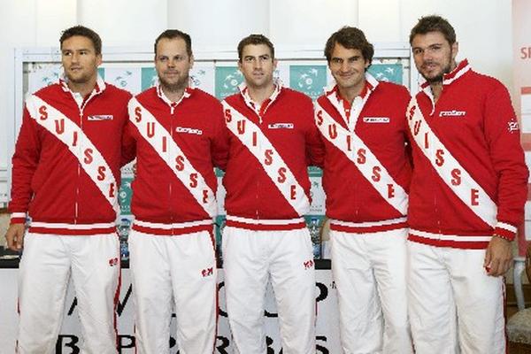 Equipo de Suiza que disputará la Copa Davis ante Serbia. Roger Federer estará ausente en la competición. (Foto Prensa Libre: EFE)
