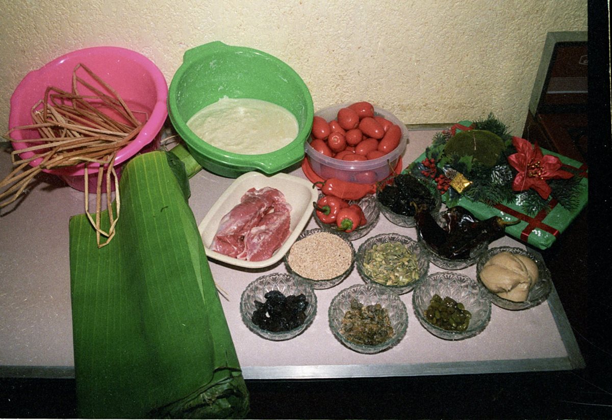 Ingredientes de preparación del tradicional tamal. (Foto: Hemeroteca PL)