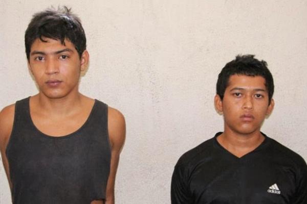 Dos integrantes de la banda criminal La Bomba fueron capturados tras varios operativos en Escuintla. (Foto Prensa Libre: PNC)