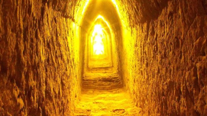 La pirámide puede ser explorada a través de 8 kilómetros de túneles. GETTY IMAGES