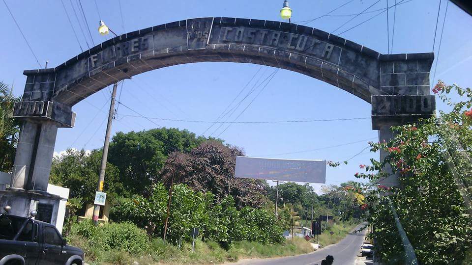 Arco que se encuentra en la entrada del municipio. (Foto Prensa Libre: Alexánder Coyoy)