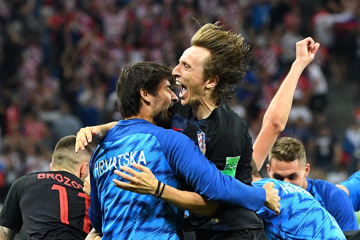Luka Modric pasó de héroe a villano en el partido de octavos de final contra Dinamarca. (Foto Prensa Libre: AFP)