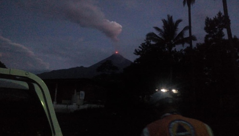 Volcán de Fuego comienza nueva fase eruptiva