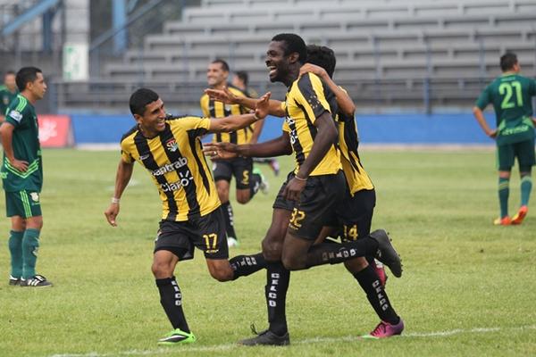 Los tigres de Aurora ocuparán la plaza del recién ascendido Cremas Sub-20. (Foto Prensa Libre: Hemeroteca PL)