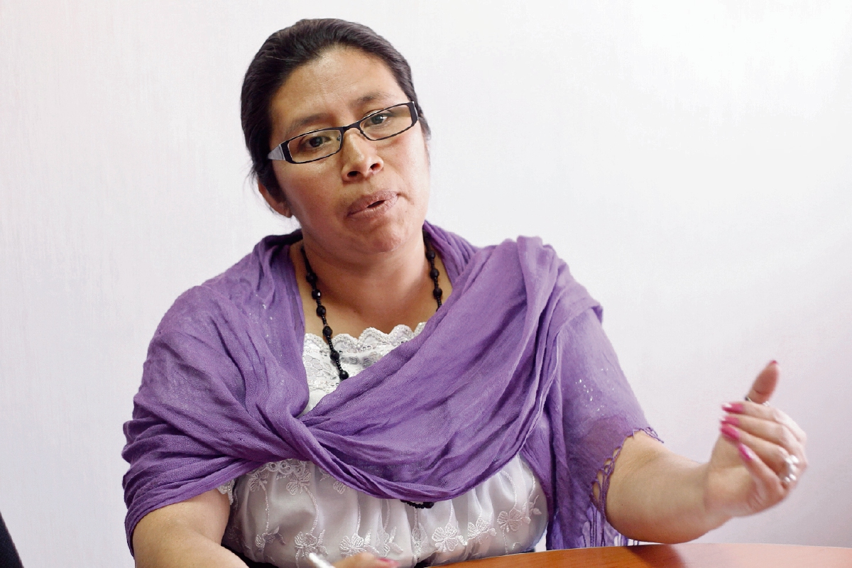 Rosa Tacán,  del Organismo Naleb, comenta cómo debe ser la participación indígena en el proceso electoral de septiembre próximo.