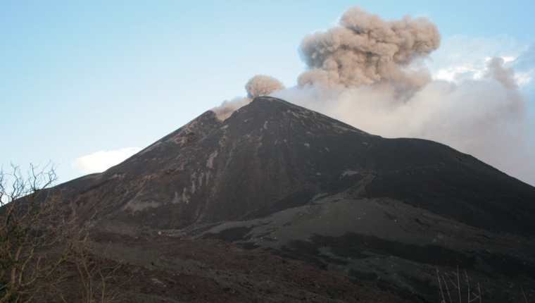 La última erupción violenta que registro el Volcán Pacaya fue en el 2010. (Foto Prensa Libre: Hemeroteca PL)