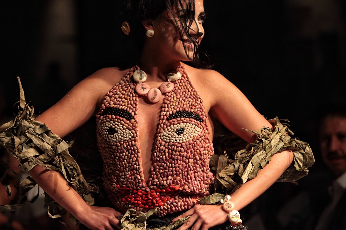 Una de las creaciones de estudiantes de gastronomía Universidad del Claustro de Sor Juana, en México. (Fotos Prensa Libre, EFE)