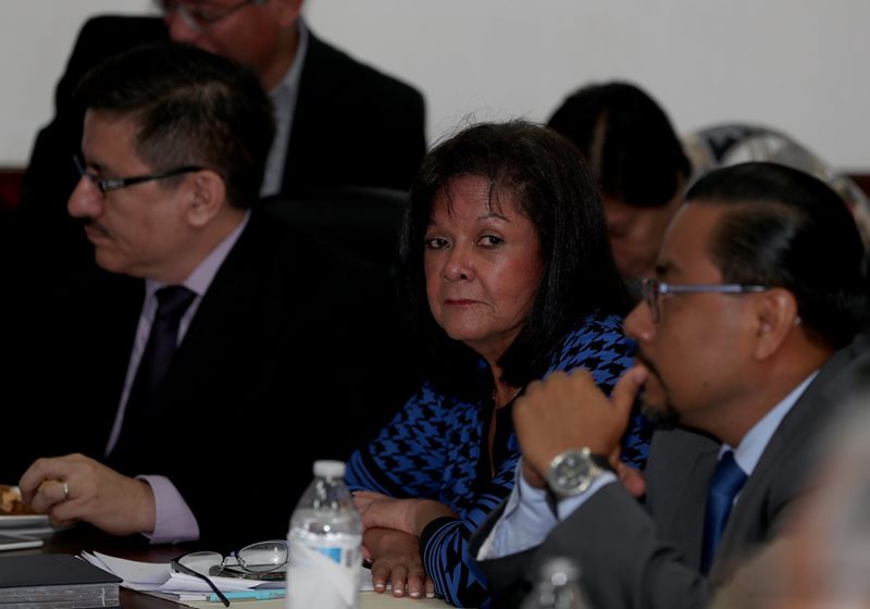 Elvia Delfina González —al centro— forma parte del cuerpo de asesores de la CDAG y del COG. (Foto Prensa Libre: Carlos Vicente)