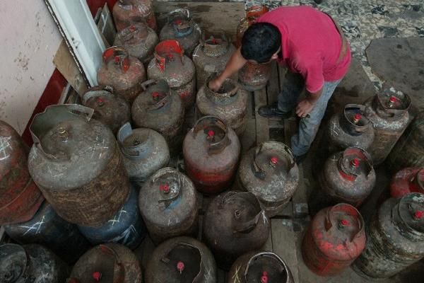 Consumidores critican nuevos precios del gas propano.