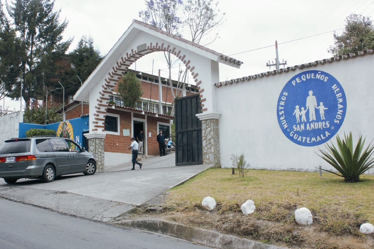 Escuela hogar  Nuestros Pequeños Hermanos, en San Andrés Iztapa, Chimaltenango. (Foto Prensa Libre: Víctor Chamalé)