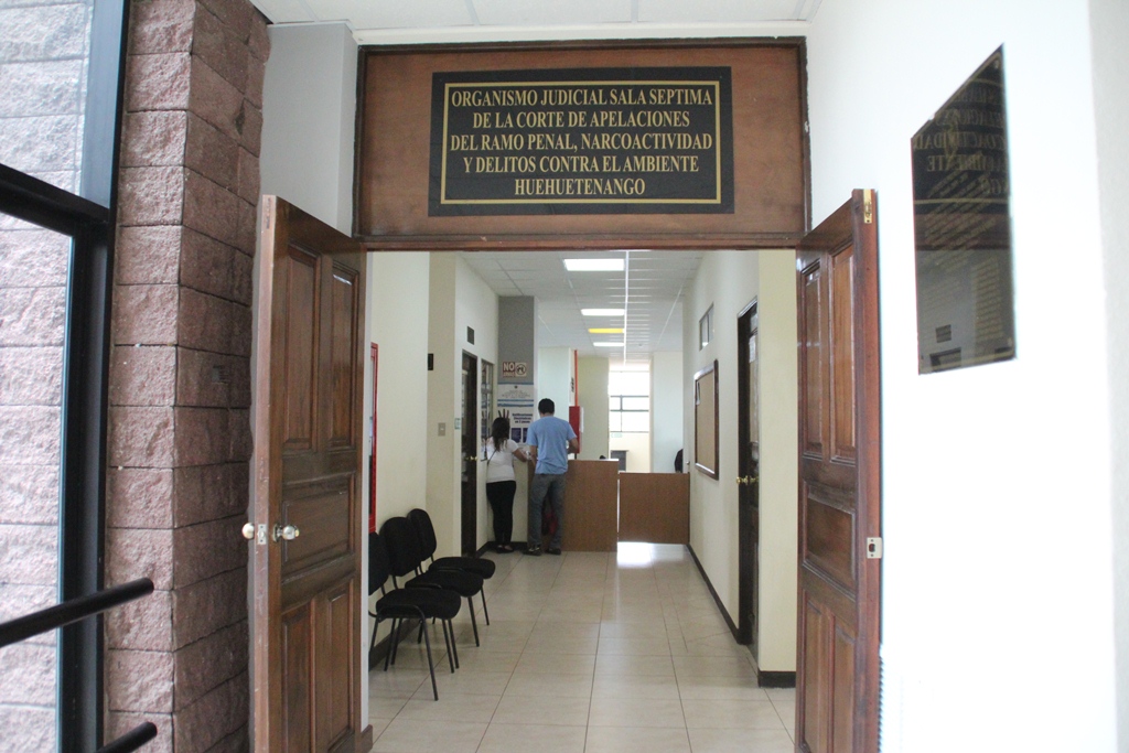 Área donde se ubica la Sala Séptima de la Corte de Apelaciones de Huehuetenango que retiró la inmunidad a Donato Santizo, alcalde de San Mateo Ixtatán. (Foto Prensa Libre: Mike Castillo)