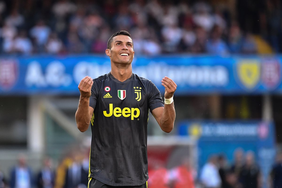Cristiano Ronaldo no pudo anotar en su debut con la Juventus. (AFP)
