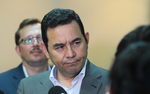 El domingo Jimmy Morales denunció que existe un plan para desestabilizar al Gobierno. (Foto Prensa Libre: Álvaro Interiano)