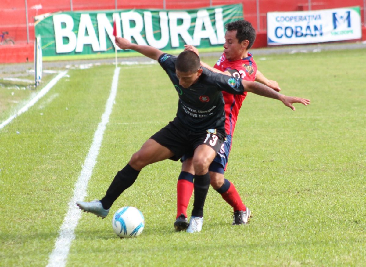 Carchá y Xelajú cerraron la jornada 4 del Apertura 2016 con un tímido empate. (Foto Prensa Libre: Eduardo Sam)