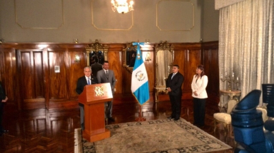 Eunice Mendizábal fue juramentada como ministra de Gobernación. (Foto Prensa Libre: Geovanni Contreras)