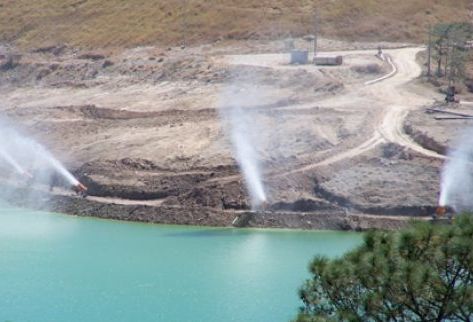 La mina Marlin —que opera en San Marcos— emplea este estanque como reserva de agua para utilizarla en sus actividades de extracción de oro.