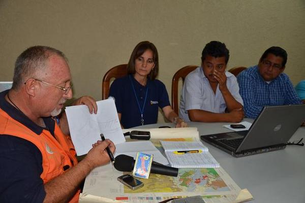 Manuel Chavarría, experto de la Conred, informó en conferencia de prensa, que sismos en Santa Rosa no se deben a la falla de Jalpatagua. (Foto Prensa Libre: Oswaldo Cardona)