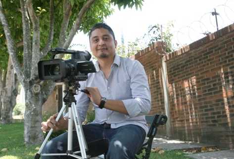 Luis Arroyo, ingeniero en Electrónica.