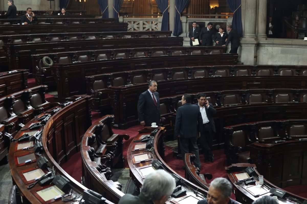 La sesión plenaria para este miércoles se suspendió por falta de quórum. (Foto Prensa Libre: Esbín García)