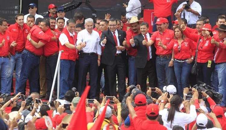 El partido Líder que impulsó a Manuel Baldizón a la presidencia es cancelado por el Registro de Ciudadanos. (Foto Prensa Libre: Hemeroteca PL)