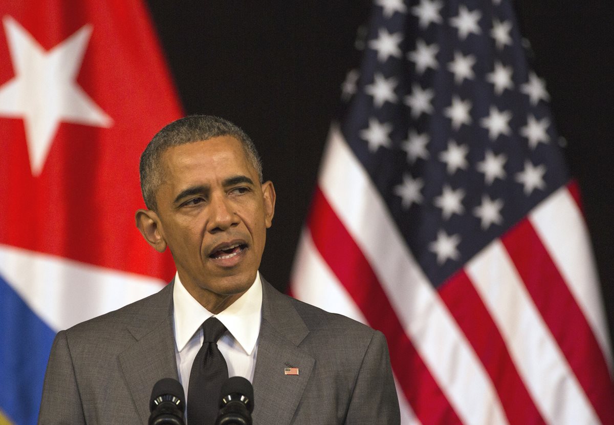 Obama se dirige al pueblo cubano, en un discurso transmitido por la televisión nacional. (Foto Prensa Libre: AP)