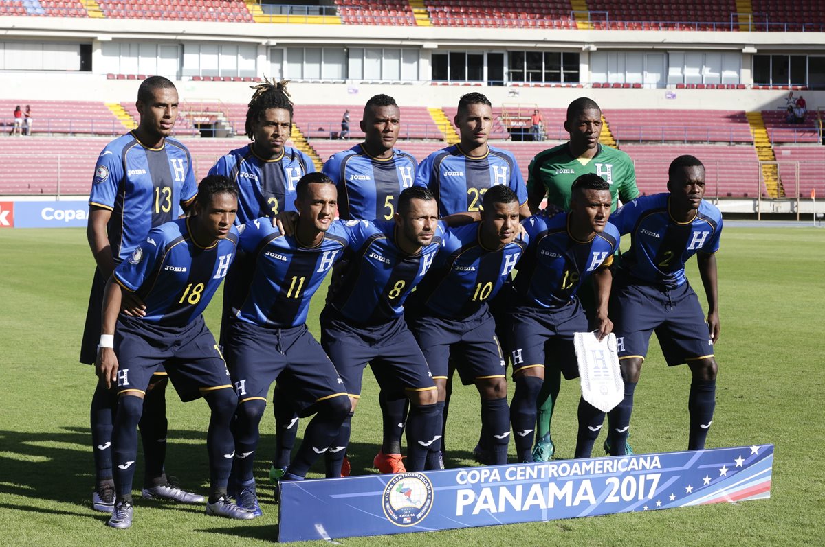 Honduras podría coronarse este viernes en la Copa Centroamericana que se disputa en Panamá. (Foto Prensa Libre: AFP).