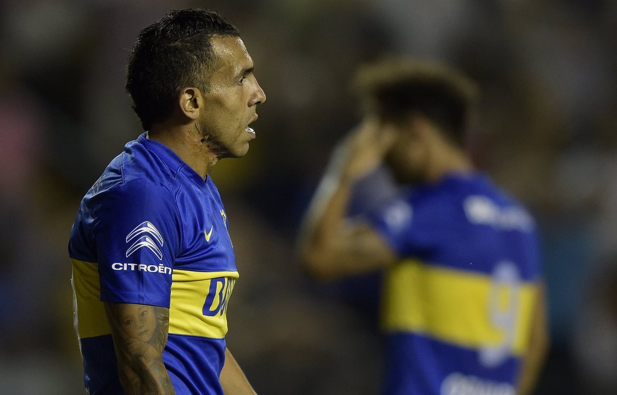 Boca volvió a mostrar sus debilidades y cayó 1-0 contra Atlético Tucumán. (Foto Prensa Libre: AFP).