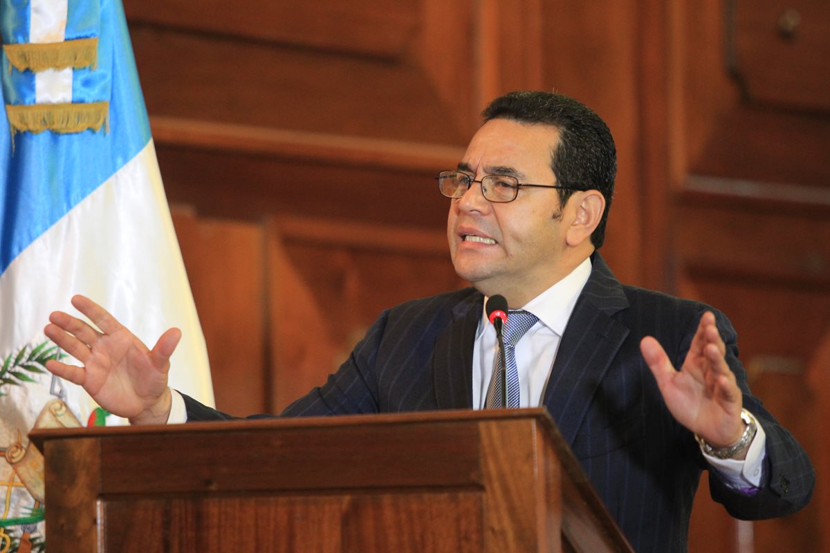 El presidente Jimmy Morales retiró ayer del Congreso la propuesta de reforma fiscal. (Foto Prensa Libre: Hemeroteca PL)