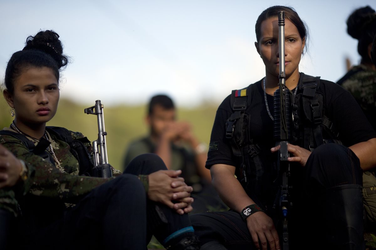 Combatientes de las Farc, una guerrilla de origen campesino y orientación comunista. (Foto Prensa Libre: AP).
