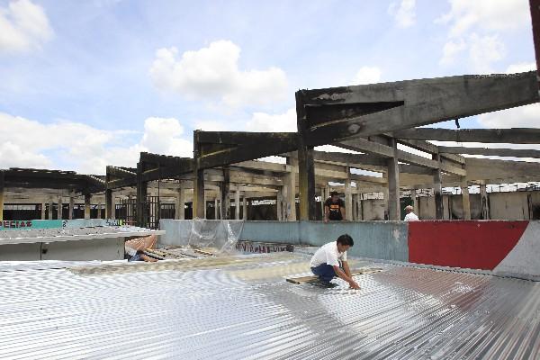 La demolición del segundo piso del mercado de La Terminal fue paralizada por la Municipalidad.