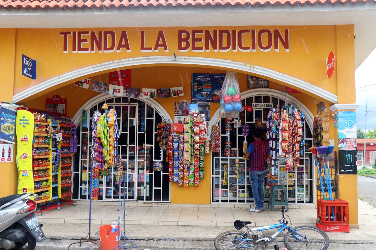 La Tienda La Bendición se encuentra en el cantón Dolores, zona 6 de Retalhuleu. (Foto Prensa Libre: Rolando Miranda).