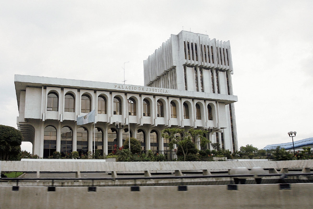 La Corte Suprema de Justicia en 2015 ha amonestado a 10 jueces. (Foto Prensa Libre: Hemeroteca PL)