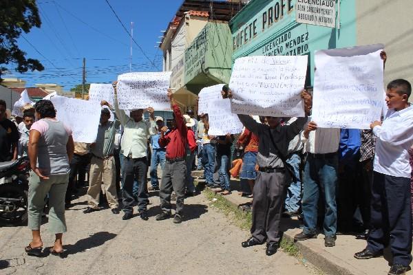 vecinos protestan en Jutiapa.