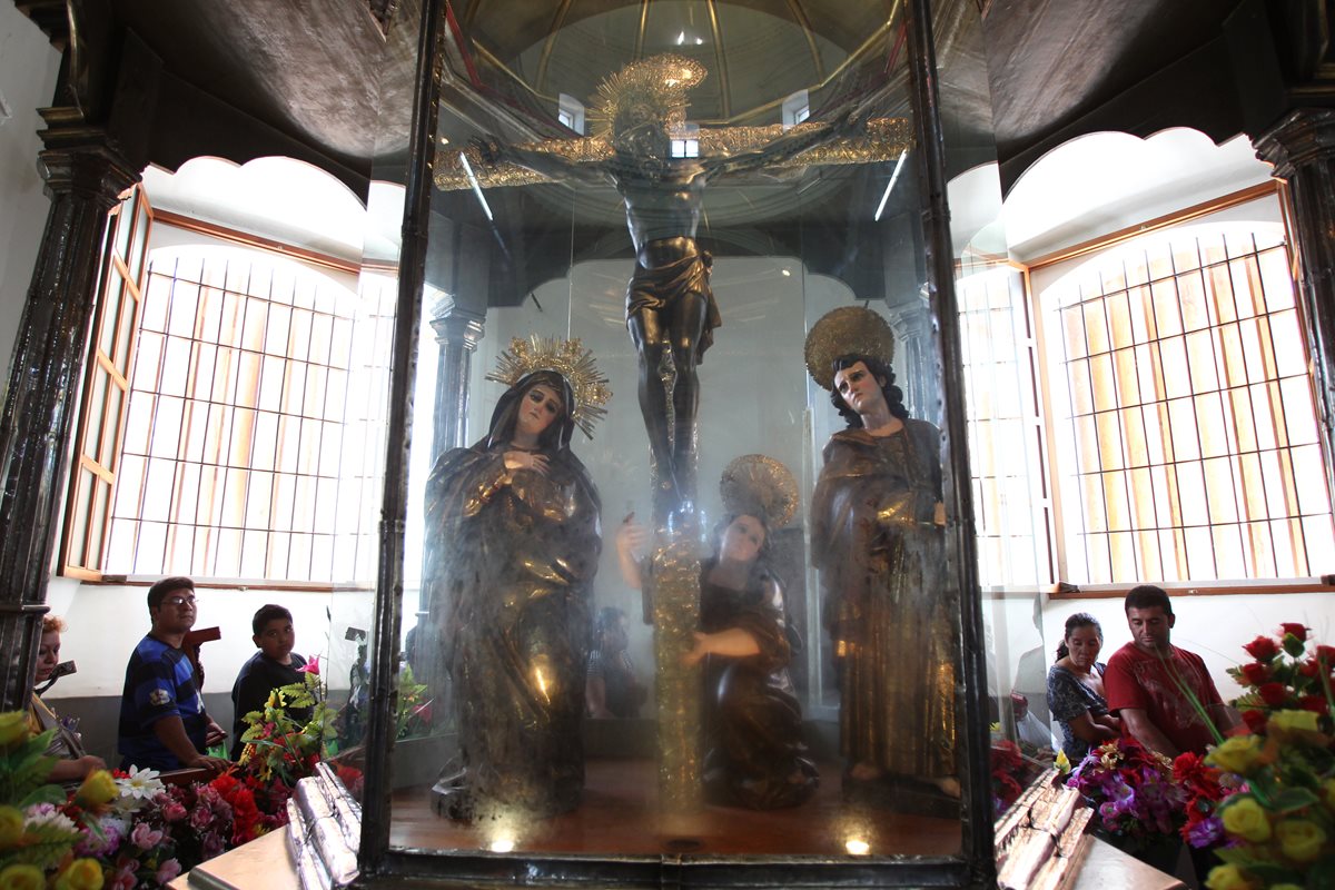 Camarín donde se venera al Cristo Negro de Esquipulas, interior de la Basílica de Chiquimula. (Foto: Hemeroteca PL)