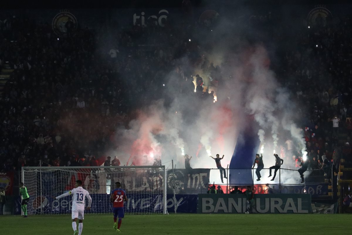 El estadio Mario Camposeco, la casa del Xelajú MC, fue el escenario al cual llegaron más seguidores durante la séptima jornada del Apertura 2017. En ese recinto Comunicaciones cayó derrotado por 2-0. (Foto Prensa Libre: Raúl Juárez)
