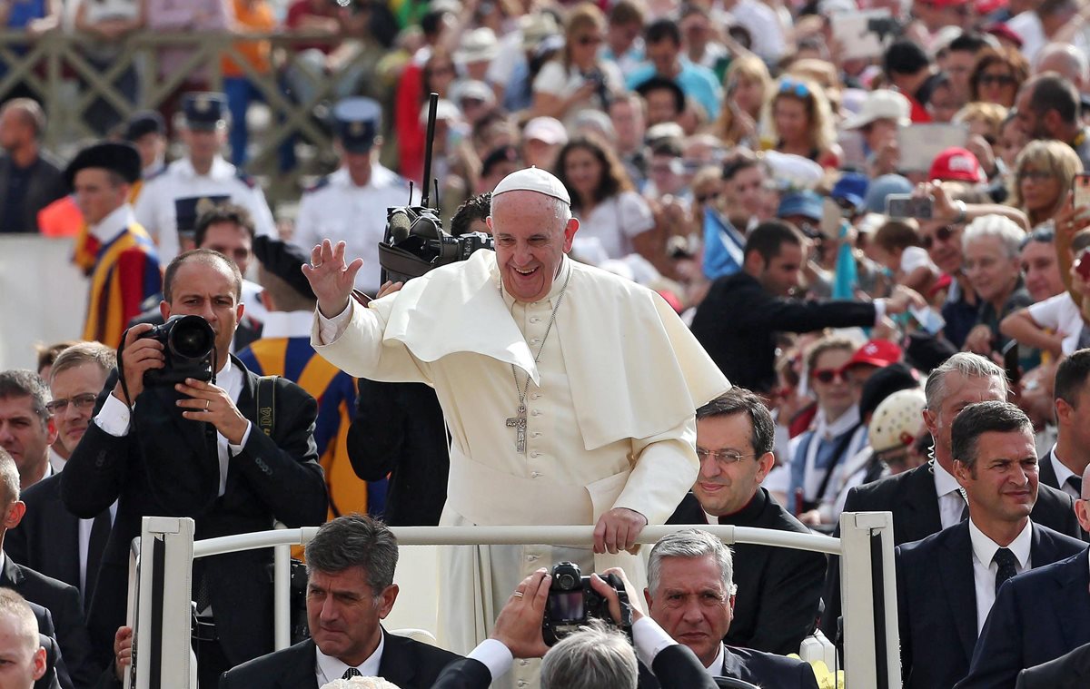 <em>La gira del papa Francisco por Estados Unidos ha generado expectativa mundial. (Foto Prensa Libre: EFE).</em>