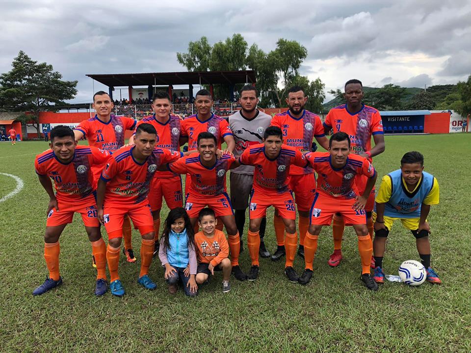 Achuapa se impuso a Cobán Imperial, en condición de local. (Foto Prensa Libre: La Red.)