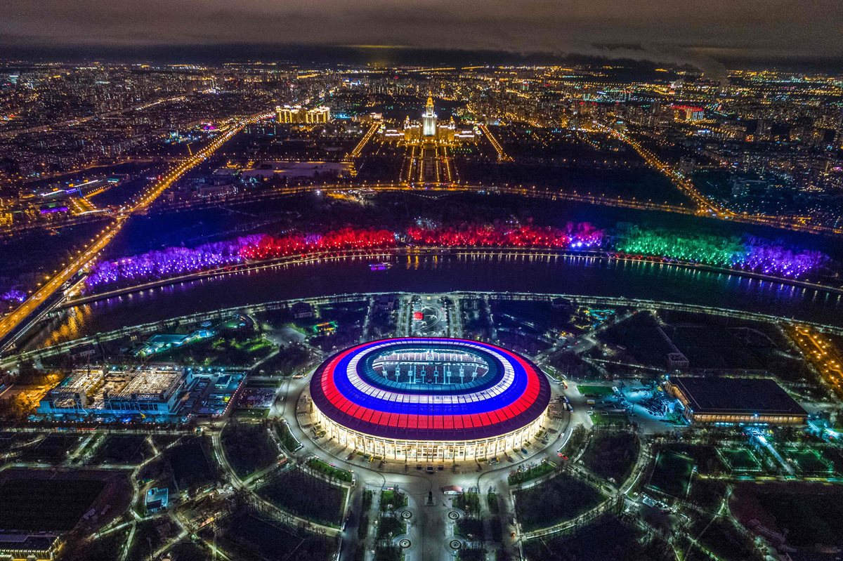 Espectacular vista del estadio Luzhniki que albergará varios encuentros de Rusia 2018. (Foto Prensa Libre: AFP)