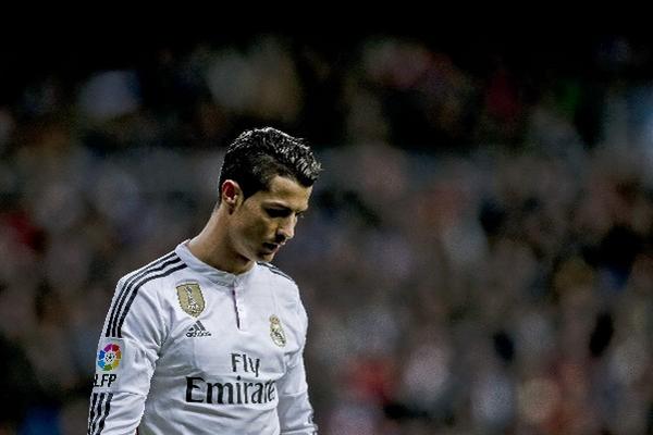 La fiesta de Cristiano Ronaldo sigue haciendo eco durante los duelos de la liga española. (Foto Prensa Libre: EFE)